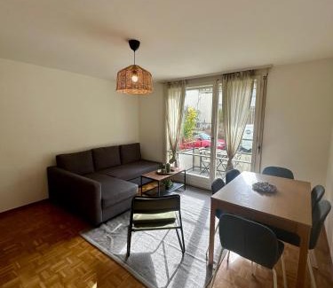 Seebach Apartment | Basic 3BR Flat with Balcony in Zurich