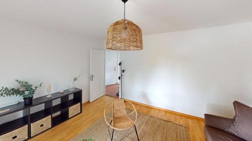 Seebach Apartment | Basic Comforts for Your Stay