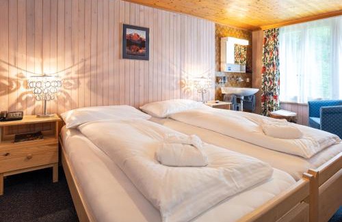 Grindelwald Cabin | Basic Rooms Jungfrau Lodge