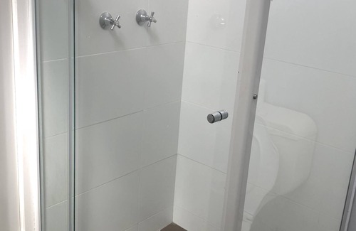 Bateau Bay Hotel | Bateau Bay Hotel