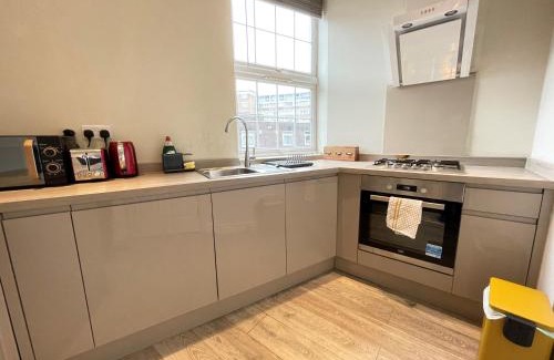 St. Mary's Park Apartment | Battersea Lodge