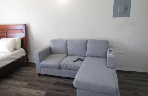 Lazaretto Apartment | BattsRock Beach Condos 301