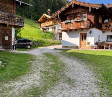 Eben im Pongau House | Bauernhütte Niedermaisgut
