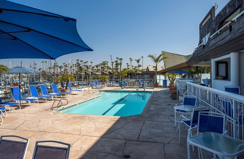 La Playa Apartment | Bay Club Hotel & Marina