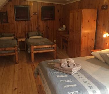 Jeffreys Bay Hotel | Bay Cove Inn