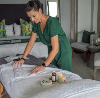 Hartenbos House | Bay Lodge on the Beach