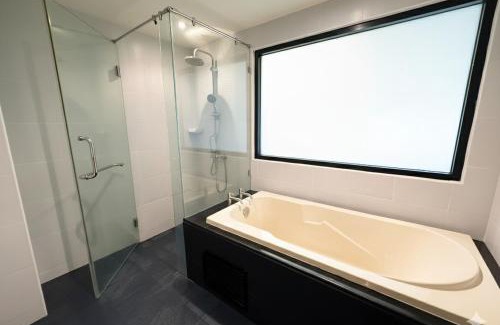Nong Chaeng Apartment | Bay shore Ocean View Phuket