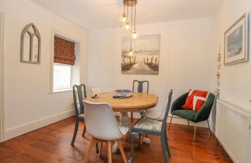 Heacham House | Bay Tree Cottage