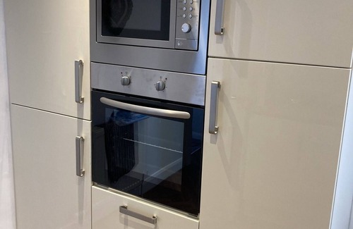 Bare Apartment | Bay View Apartment