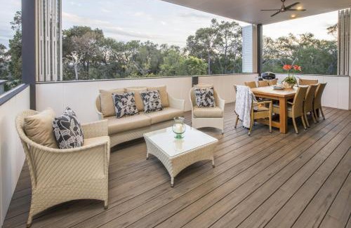 Dunsborough House | Bay View Retreat