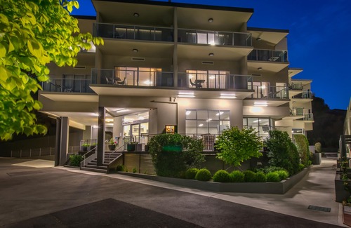 West Hobart Hotel | Bay View Villas Hobart
