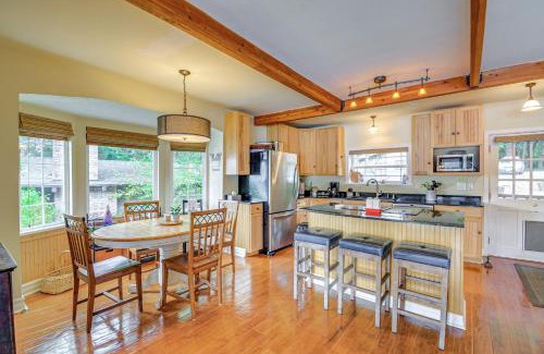 Vaughn House | Bayfront Home with Private Beach in Vaughn!