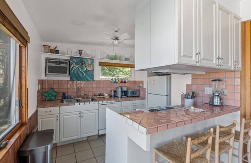 Ocean Beach House | Bayfront Retreat Close to Restaurants & Shops