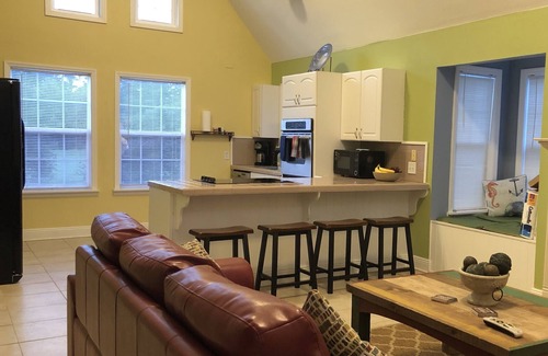 Eastpoint House | BAYFT HOME, HEATED POOL NEAR SGI, C’BELLE & APALACH BOOKING FALL ‘25