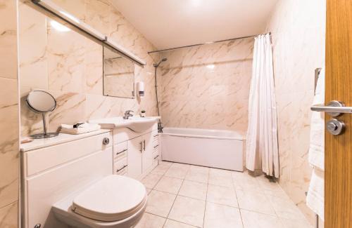 Slough Hotel | Baylis Park Hotel