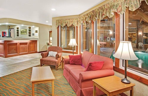 Acton Hotel | Baymont by Wyndham Indianapolis