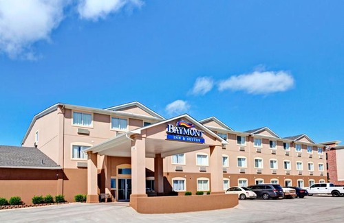 El Reno Hotel | Baymont by Wyndham El Reno