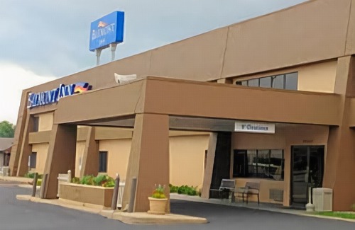 Ashwaubenon Hotel | Baymont by Wyndham Green Bay