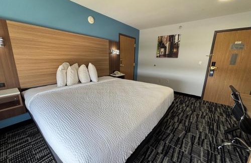 South Jacksonville Hotel | Baymont by Wyndham Jacksonville