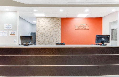 Midland Hotel | Baymont by Wyndham Midland Airport