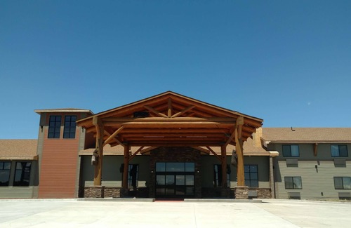 Oacoma Hotel | Baymont by Wyndham Oacoma