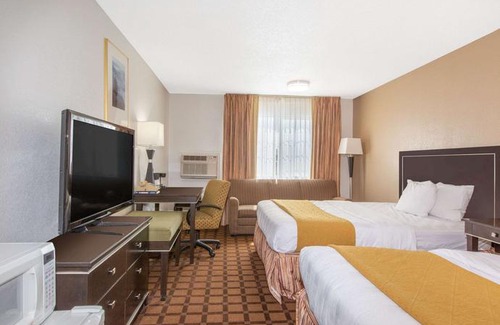 Roseburg Hotel | Baymont by Wyndham Roseburg
