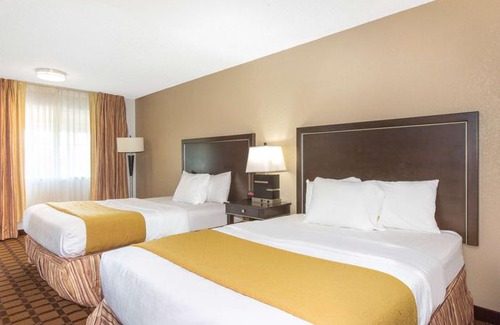 Roseburg Hotel | Baymont by Wyndham Roseburg
