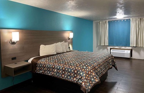 Bellevue Hotel | Baymont By Wyndham