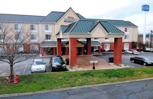 Clinton Hotel | Baymont by Wyndham Clinton
