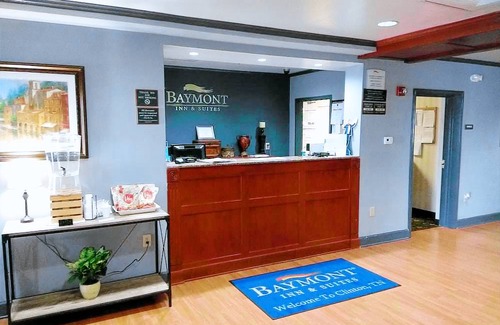 Clinton Hotel | Baymont by Wyndham Clinton