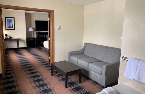 Waupun Hotel | Baymont by Wyndham Waupun