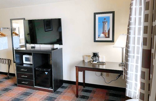 Waupun Hotel | Baymont by Wyndham Waupun