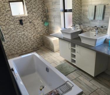 Bayswater House | Bayswater Guest Rooms