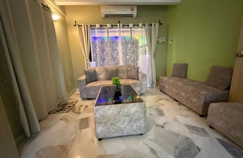 Si Rusa Apartment | Bayu Beach Resort PortDickson Santai PD Homestay Penthouse Seaview