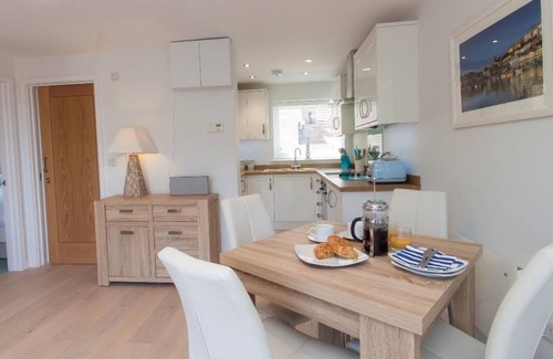 Brixham Cottage | BAYVIEW, family friendly, country holiday cottage in Brixham