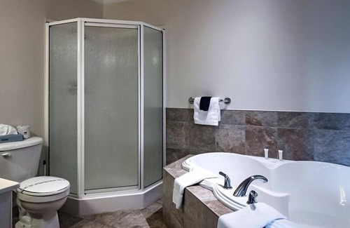 Bay Roberts Hotel | Bayview Inn