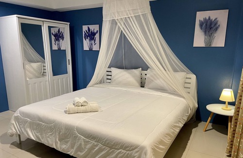 Ban Bang Saen Hotel | Be Rich Hotel