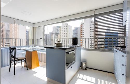 Santo Amaro Apartment | Be Urban - Aptos Moderno, Varanda Gourmet, Piscina e Gym - By Easy Stay