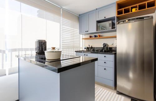 Santo Amaro Apartment | Be Urban - Aptos Moderno, Varanda Gourmet, Piscina e Gym - By Easy Stay