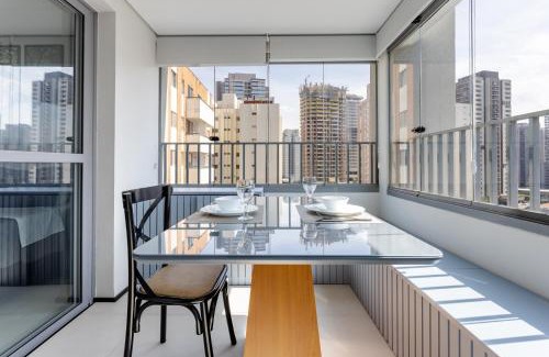 Santo Amaro Apartment | Be Urban - Aptos Moderno, Varanda Gourmet, Piscina e Gym - By Easy Stay