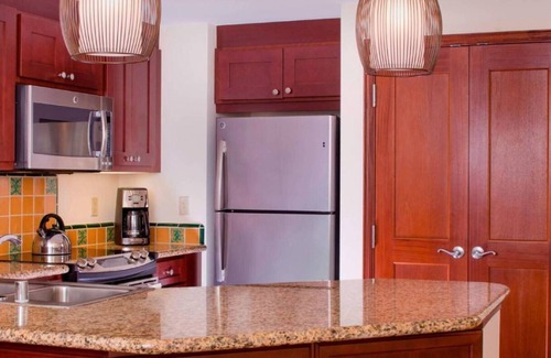 Ko Olina Resort | Beach Access, Stunning Beach and Mountain Views, Spacious Family Suite