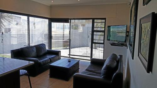 Melkbosstrand Apartment | Beach Apartment Melkbosstrand