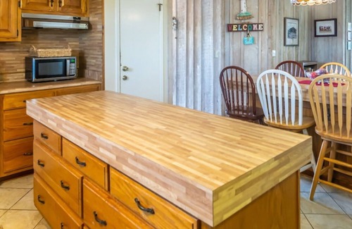 Fort Morgan House | Beach at your Doorstep!