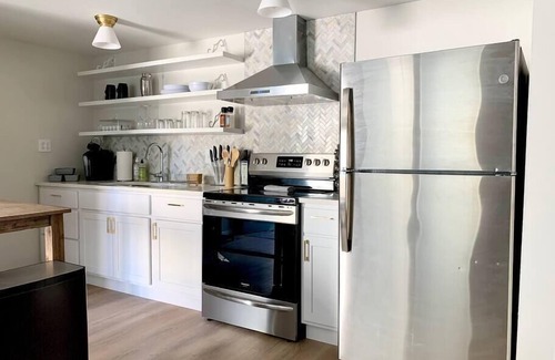 Jacksonville Beach House | Beach Bliss | steps to ocean | sleeps 12