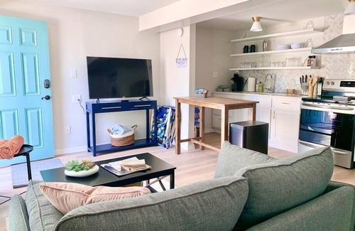 Jacksonville Beach House | Beach Bliss | steps to ocean | sleeps 12