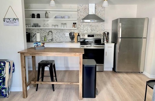 Jacksonville Beach House | Beach Bliss | steps to ocean | sleeps 12