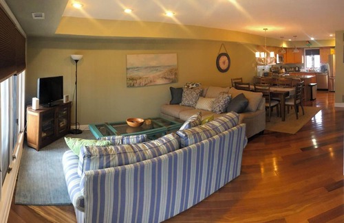 Brigantine Condo | Beach Block condo, 2 bed, 2.5 bath short or long-term rental this offseason.