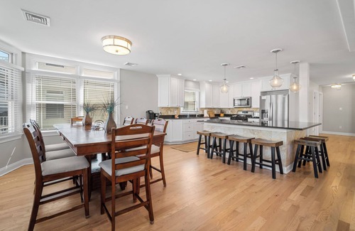 Southend House | Beach Block, Open Floor plan for entertainment, elevator & ocean views