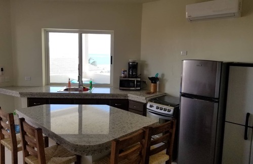 Puerto Morelos Condo | Beach Condo B3 Ocean view,Pool,In-Town,Paddle bd,Kayaks,Bikes,Beach equip