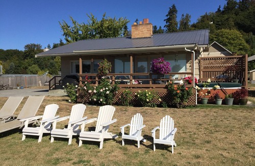 Maxwelton Cottage | Beach cottage on fabulous Maxwelton Beach, Whidbey Island, WA.